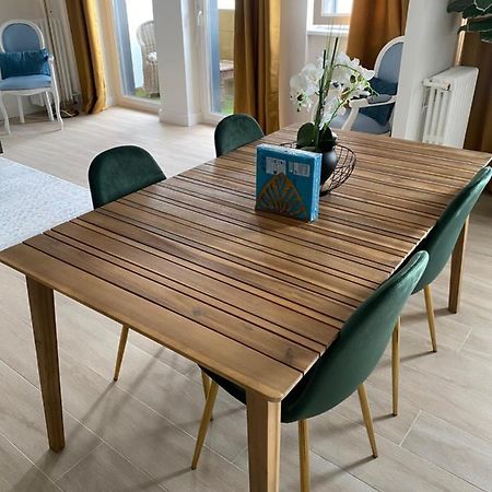 Grand Appartement Courbevoie Paris Esterno foto