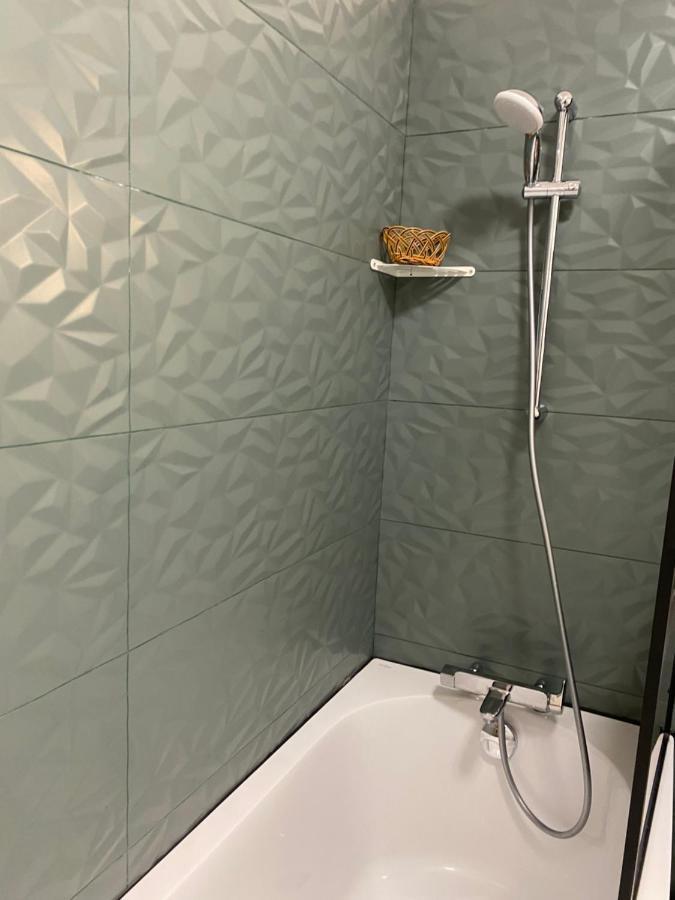 Grand Appartement Courbevoie Paris Esterno foto