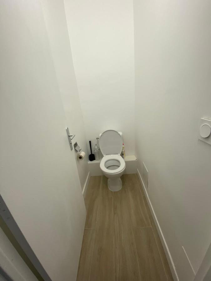 Grand Appartement Courbevoie Paris Esterno foto