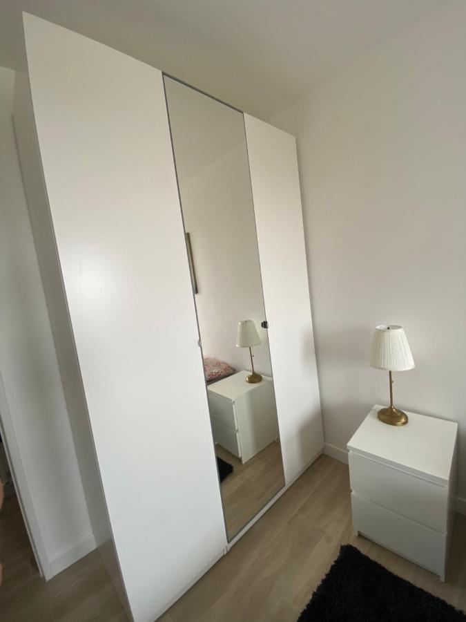 Grand Appartement Courbevoie Paris Esterno foto