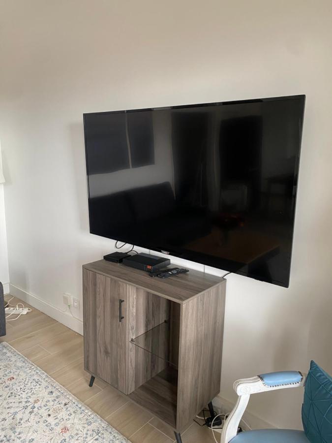 Grand Appartement Courbevoie Paris Esterno foto